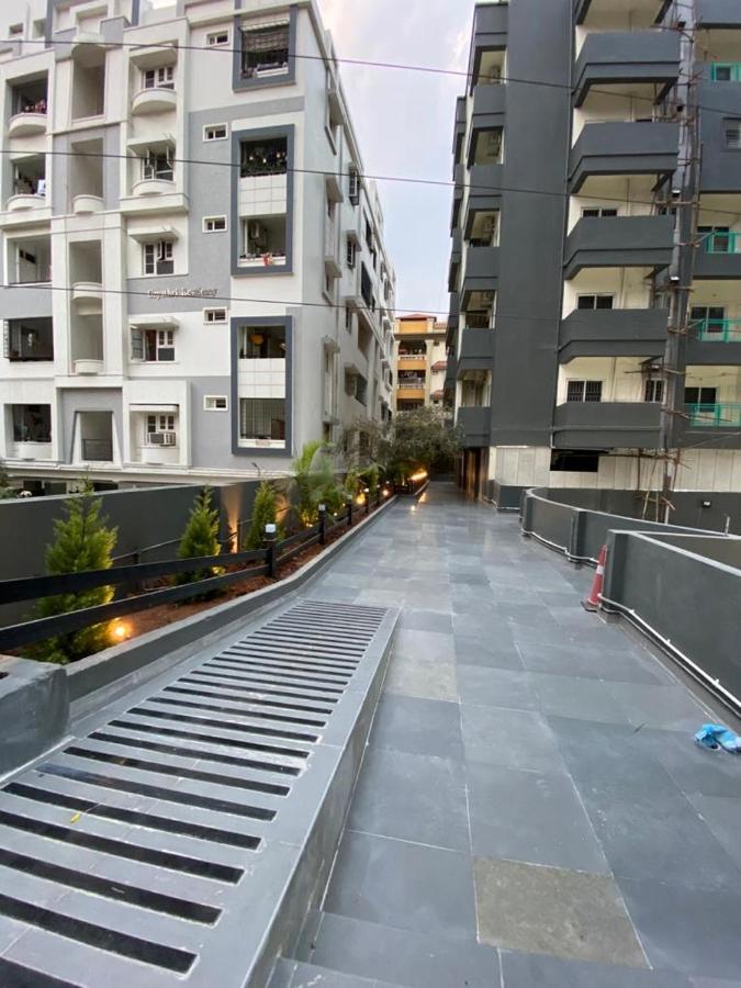 Rove By Boston Living Hostel Haidarábád Kültér fotó